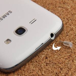 Купить прозрачную заглушку в разъем для наушников для Samsung / HTC / Sony / Nokia