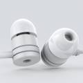 Гарнитура Xiaomi Piston Stereo In-Ear с микрофоном и регулятором громкости для iPhone / iPad / Xiaomi / Samsung Galaxy / HTC / Sony / Huawei (белая)