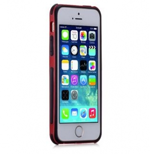 Купить красный бампер Momax для iPhone 5/5S The Slender недорого